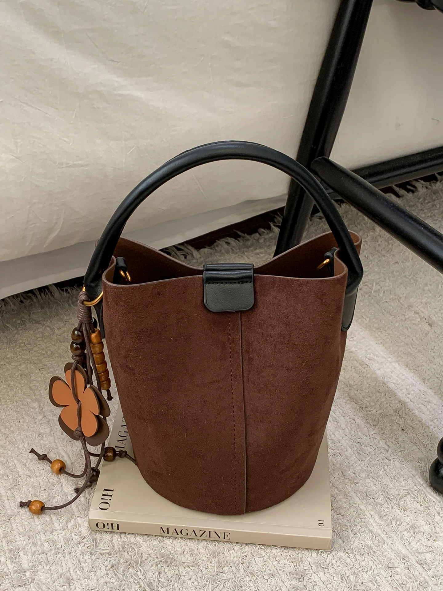 trendy-suede-buet-bag-women's-2026-new-sle-handbag-retro-commuter-crossbody-bag-high-end-feel-small-women's-bag