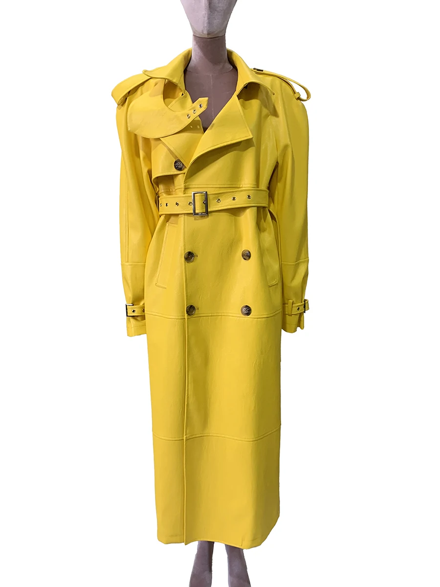 Mauroicardi outono inverno legal extra longo amarelo couro do plutônio trench coat para mulheres ombreiras cinto emo pista moda europeia