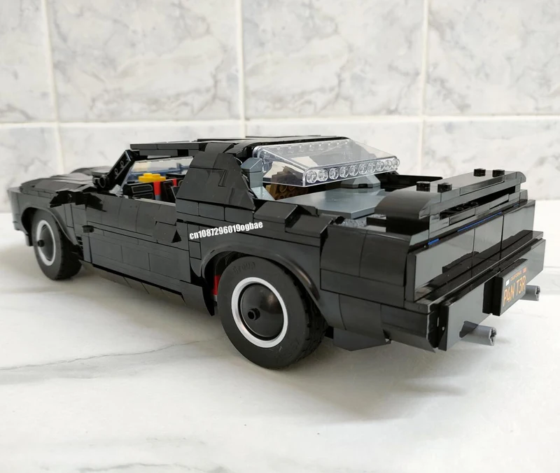 829PCS Knight Rider Pontiac Firebird classic retro supercar coupe model creative ideas ChildToy Gift technology Blocks MOC-10304