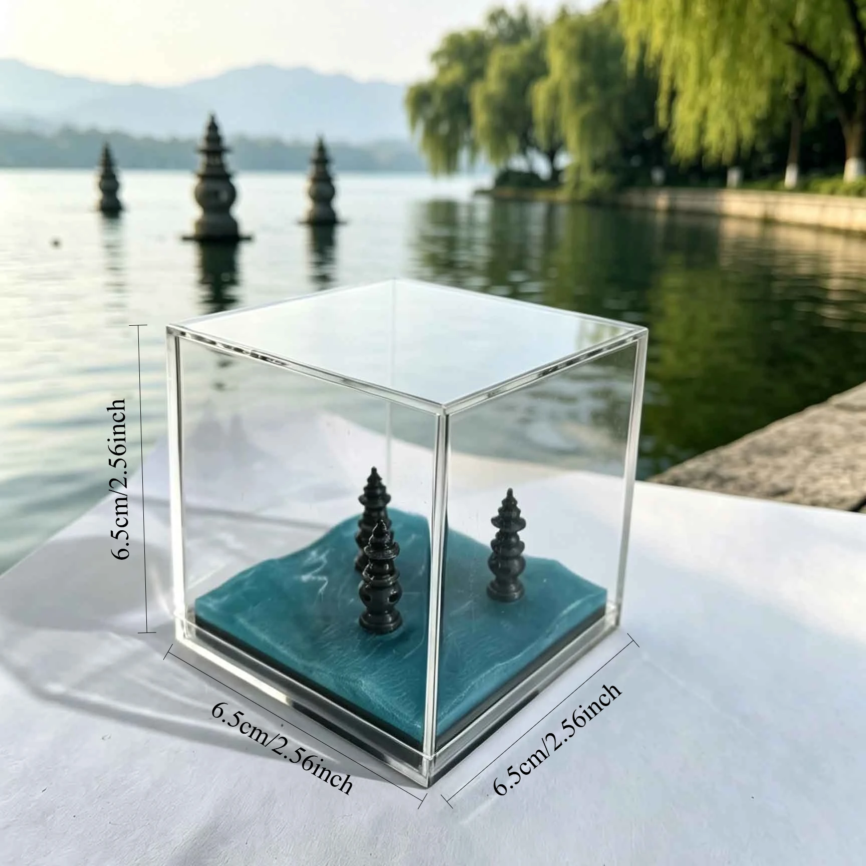 West Lake Mini Landscape Figurine Chinese Pavilion 3‑Tower Scene Transparent Box Desktop Decoration Hangzhou Souvenir