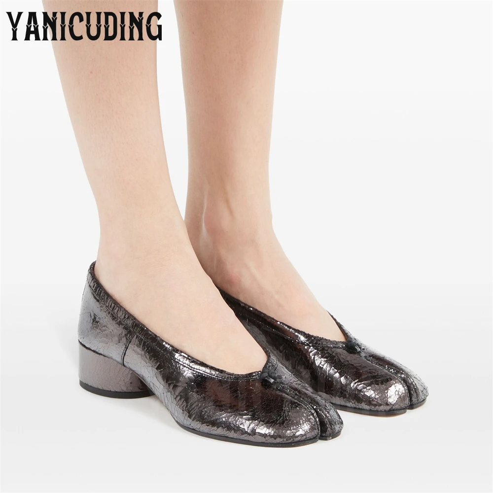 

Metallic Finish Ballerina Shoes for Women Mirror-Effect Silver Leather Shiny Pumps Slip on Style Designer Novelty Handmade Shoes