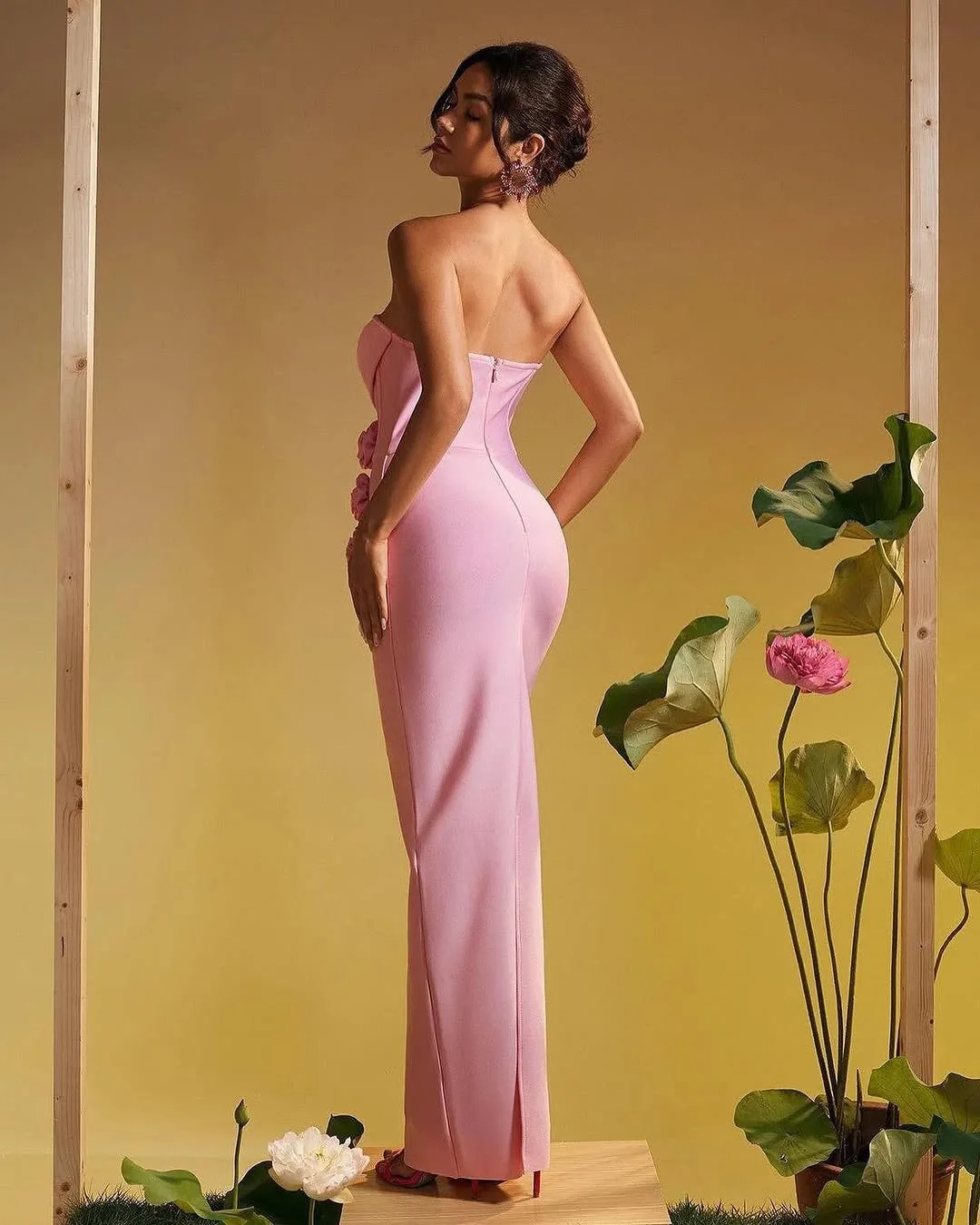 New Celebrity Sexy Strapless Flower Bodycon Bandage Dress High Waist Knitted Elegant White Long Stage Evening Party Summer Dress