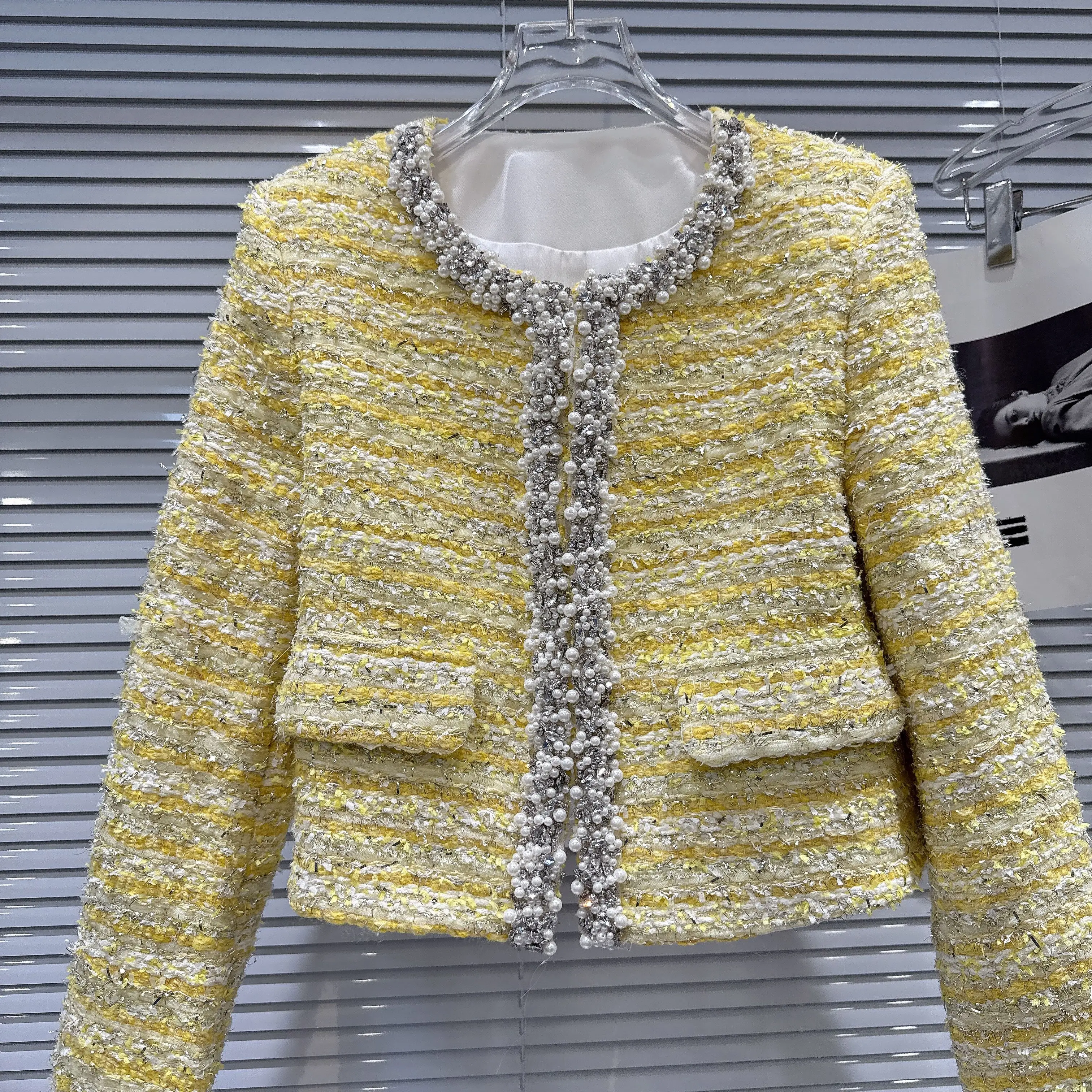 2026 New Spring Autumn Yellow Tweeds Jacket Elegant Lady Round Neck Pearl Beading Diamonds Women Long Sleeve Cardigans Coat