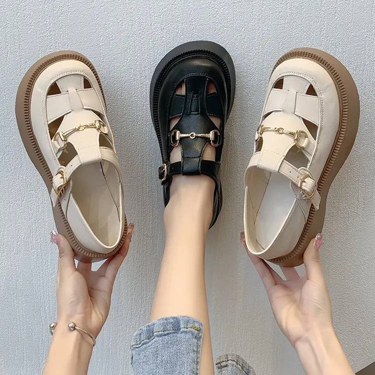 Sandal Platform wanita, Baotou All-in-one versi Korea dari Fashion kasual Muffin meningkatkan Roman Musim Panas 2024