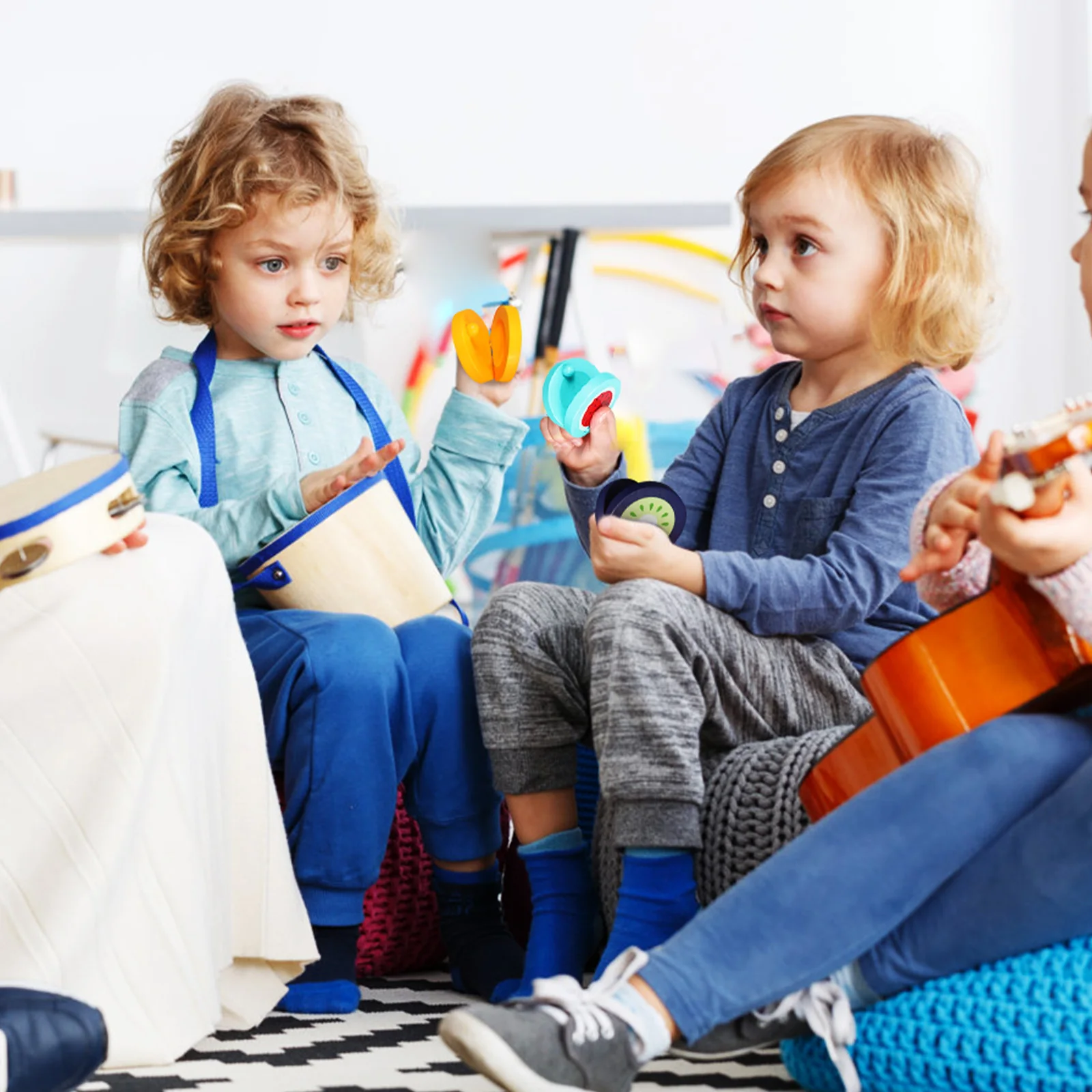 Castañuelas de percusión para niños pequeños, instrumentos musicales, patrón de fruta de dibujos animados, juguete para regalo educativo reutilizable, 4 Uds.