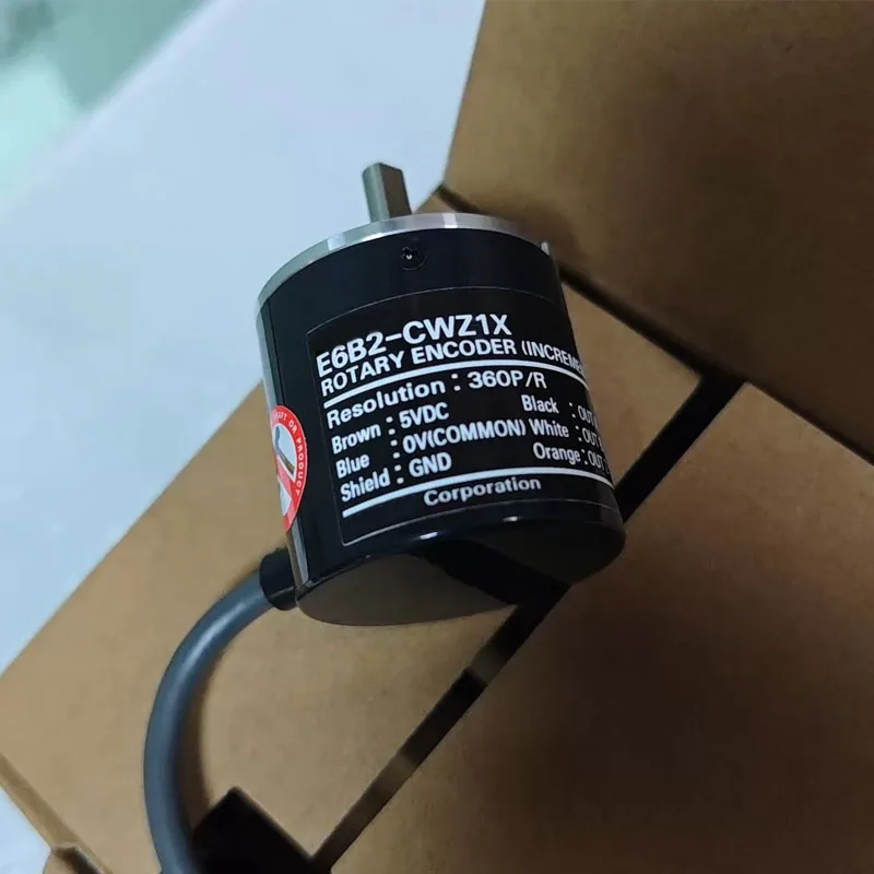 E6B2-CWZ1X 360P/R 2M BY OM Brand new original encoder E6B2-CWZ1X Rotary encoder