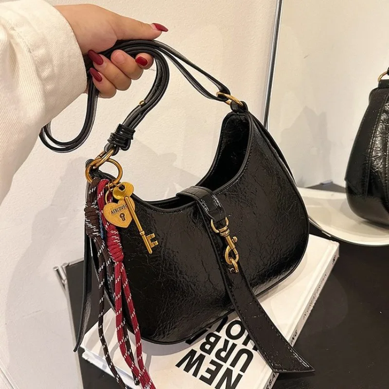 

Textured Original Leather Diaper Bag For Women Retro Square Satchels Casual Simple Trendy Letter Logo Shoulder Purse