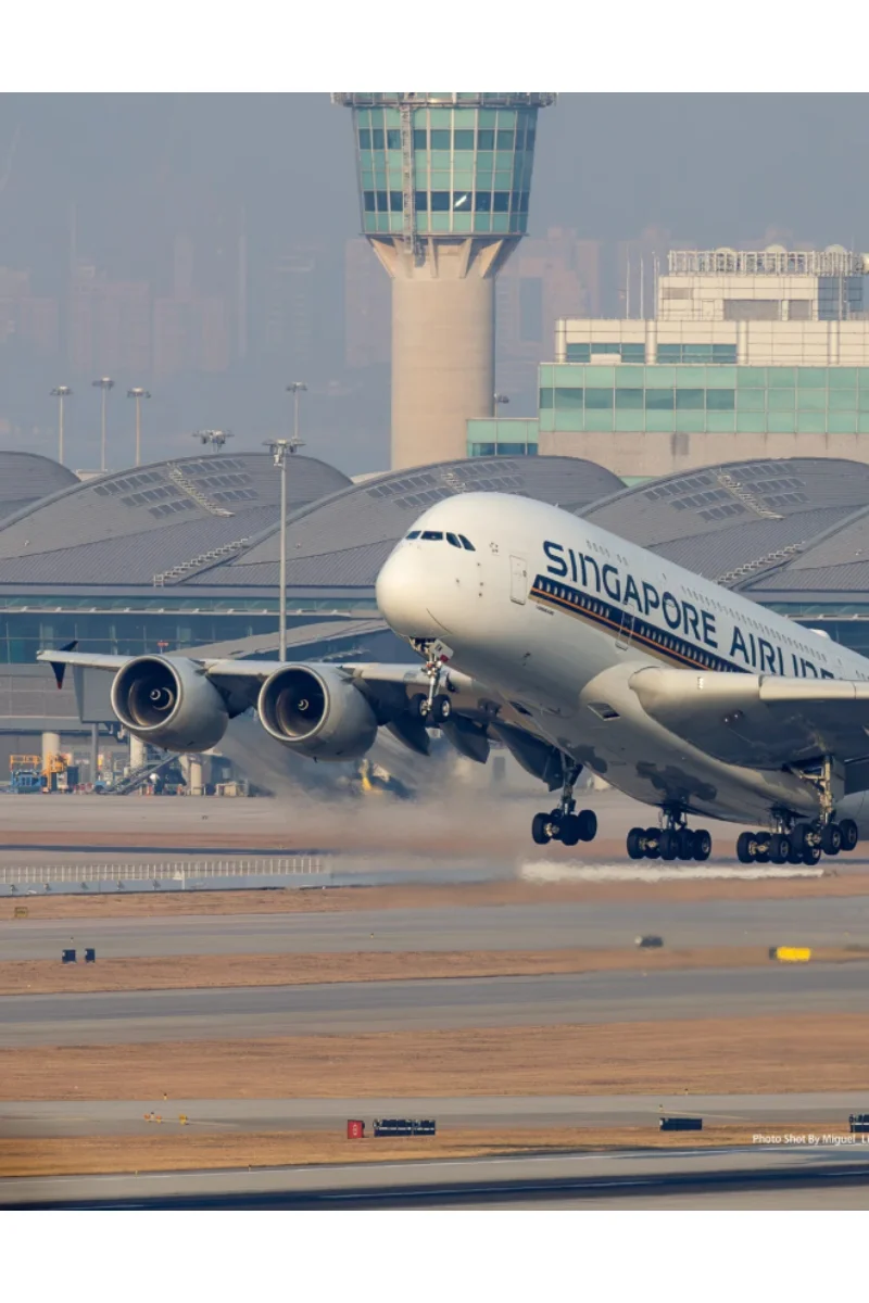 

Масштаб 1/160 Самолет Airbus A380 Сингапурская модель авиакомпании W Легкое колесо Литой под давлением Смола Коллекция самолетов Дисплей Игрушка