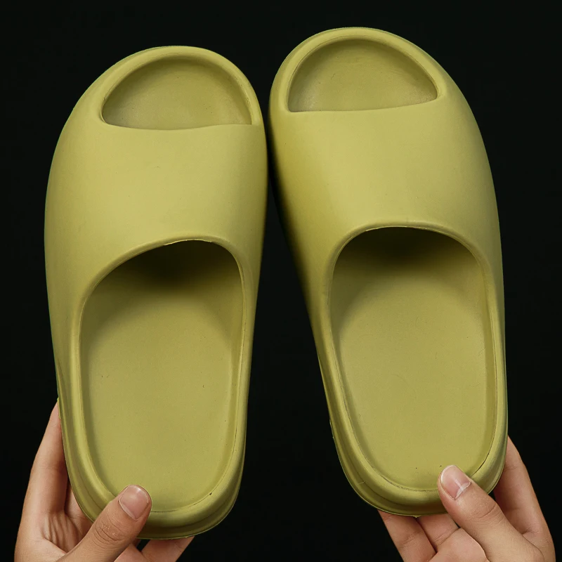 2023 Kanye West Men Women Couple Thick Slippers Summer Casual Foam Runner Beach Fashion Platform Man Designer Flip Flops Sandals