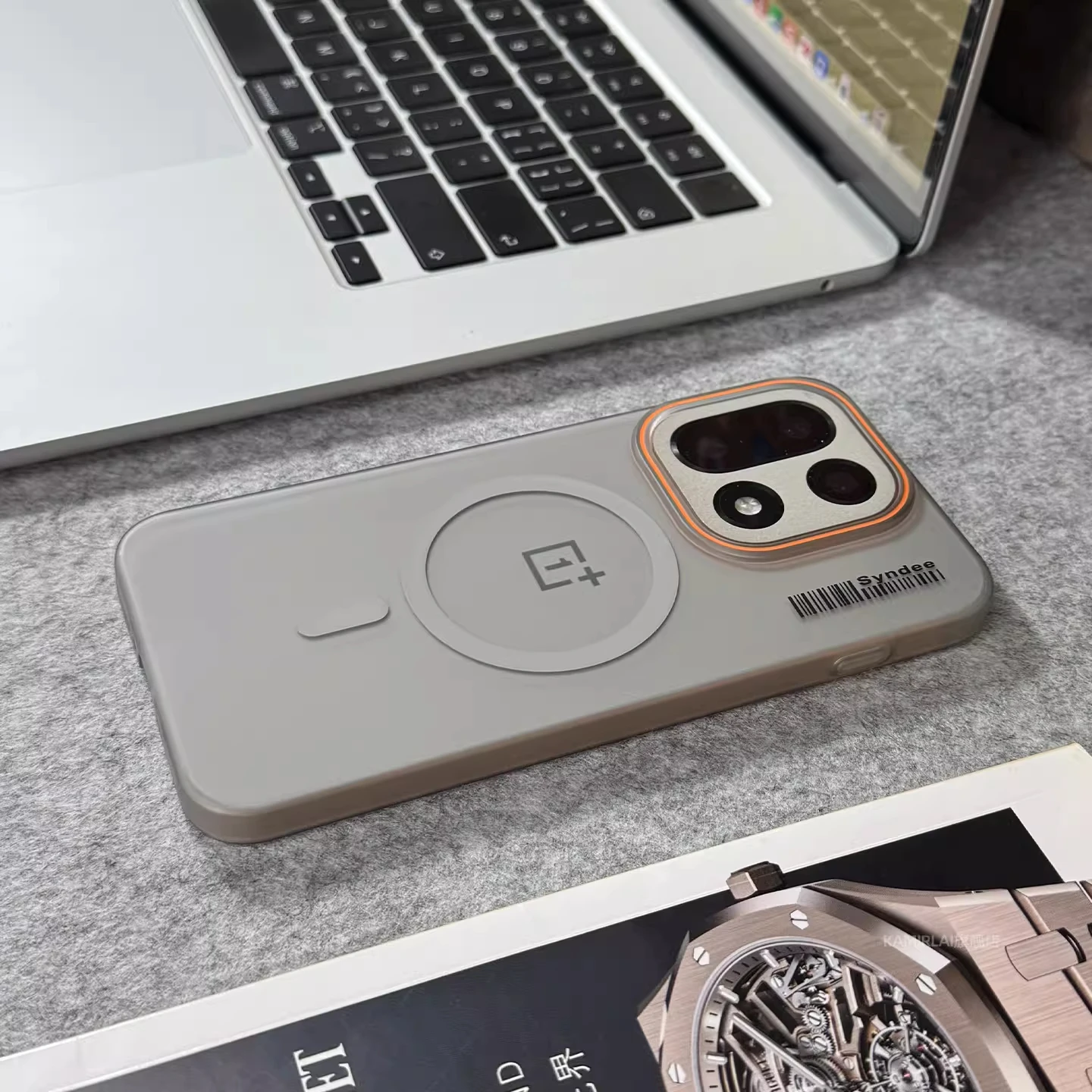 Für OnePlus 15 15R 13T 13R 13S 13 12R 11R 10R 9R 8T 1+ACE 2 3 5 Pro 6 Ultradünne matte durchscheinende magnetische Barcode-Hart-PC-Abdeckung – Detail 1