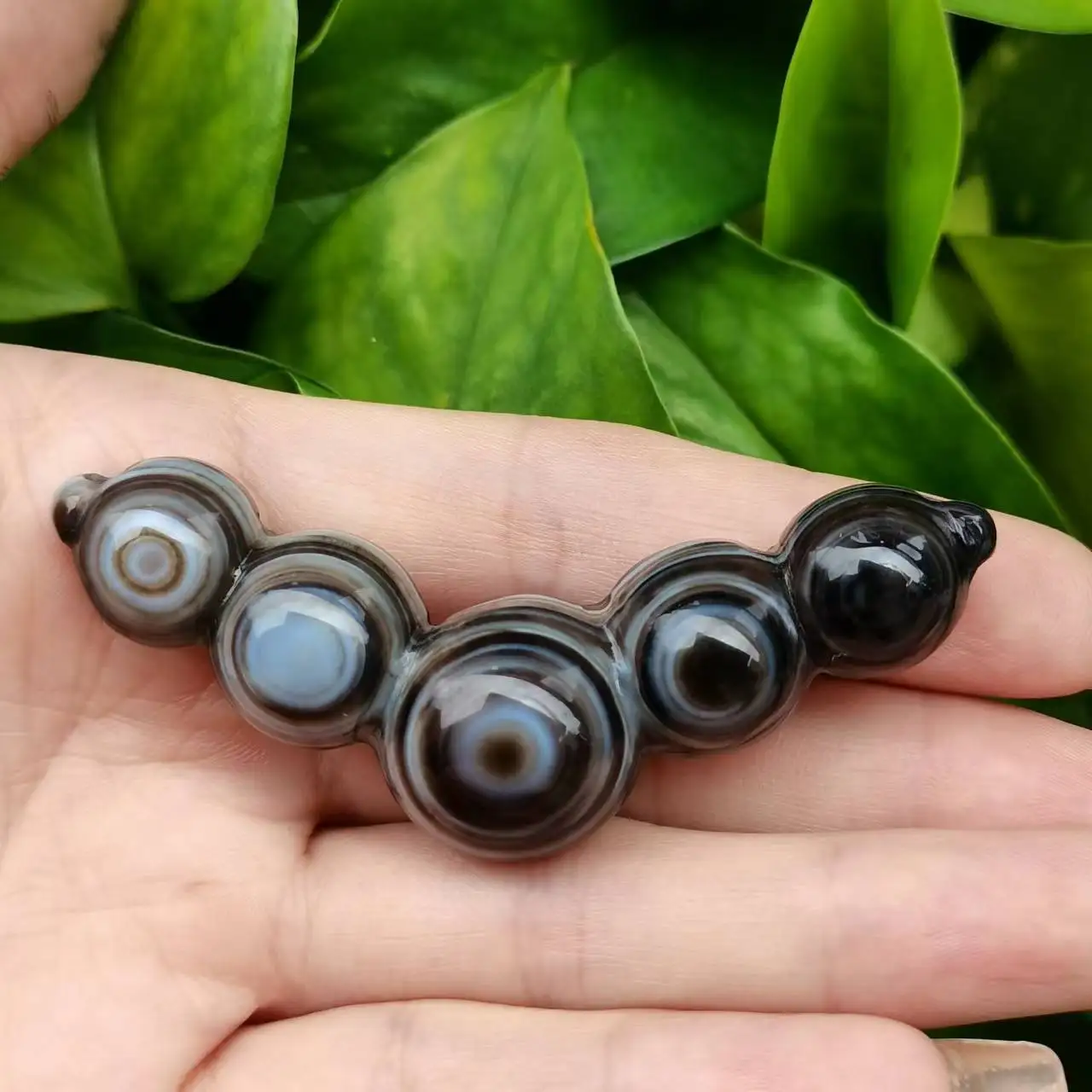 

1pcs/lot Natural Silk-Wound Apothecary Sky-Eye Agate Carved Vajra Five-Eyed Bull Horn Double Pestle Necklace Pendant jewelry