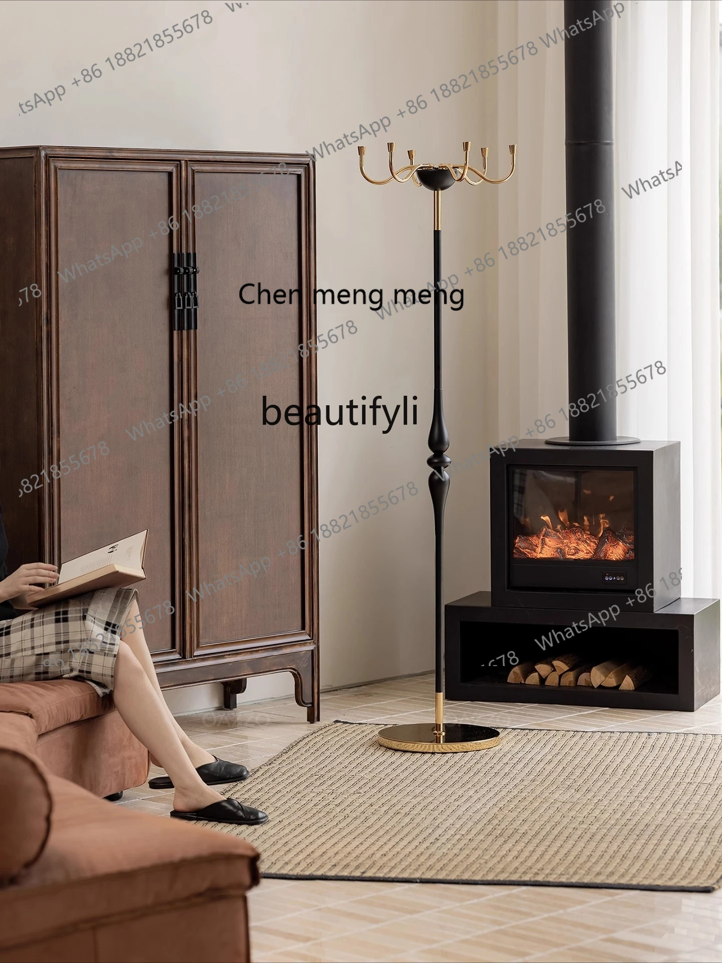 X  Coat rack floor-to-ceiling single pole, bedroom entry, retro living room, high-end clothes hanging hanger by the bed