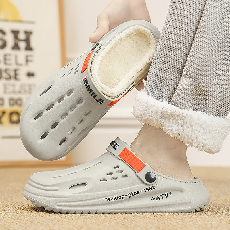 Men's Winter Fuzzy Lined Clogs,Thick Non‑Slip Sole Warm Plush Slippers,Adjustable Strap Casual Home Shoes for Cold Weather