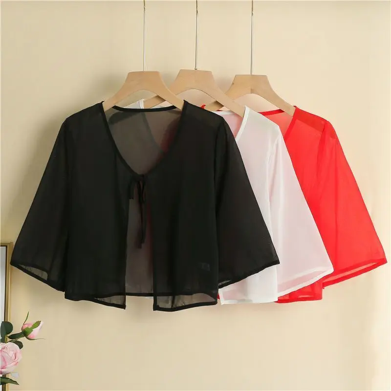 

Faionable ort Sve irts Women's Summer Thin Breathable Sun Protection irt awl V-ne Korean Sle Loose Fit Top