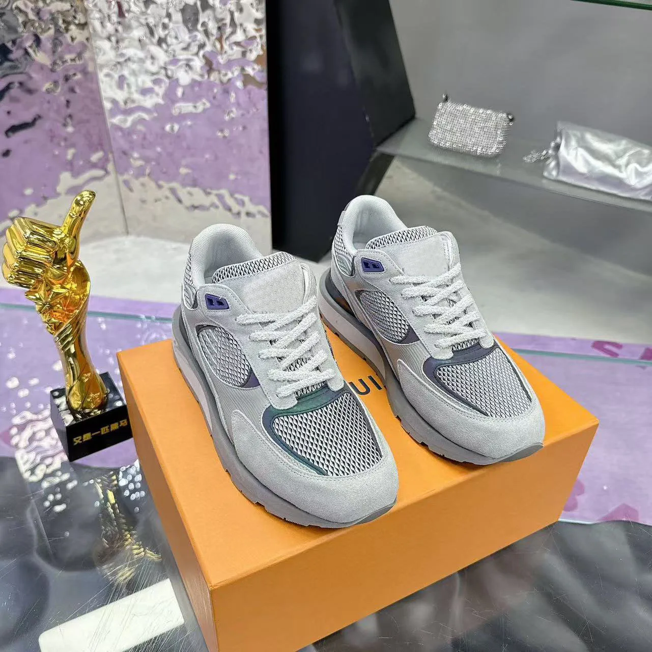 Luxe casual sneakers voor heren, laag model, ademend, lichtgewicht hardloopschoenen, comfortabel, veelzijdige 'dad' sneakers, voor dagelijks gebruik.