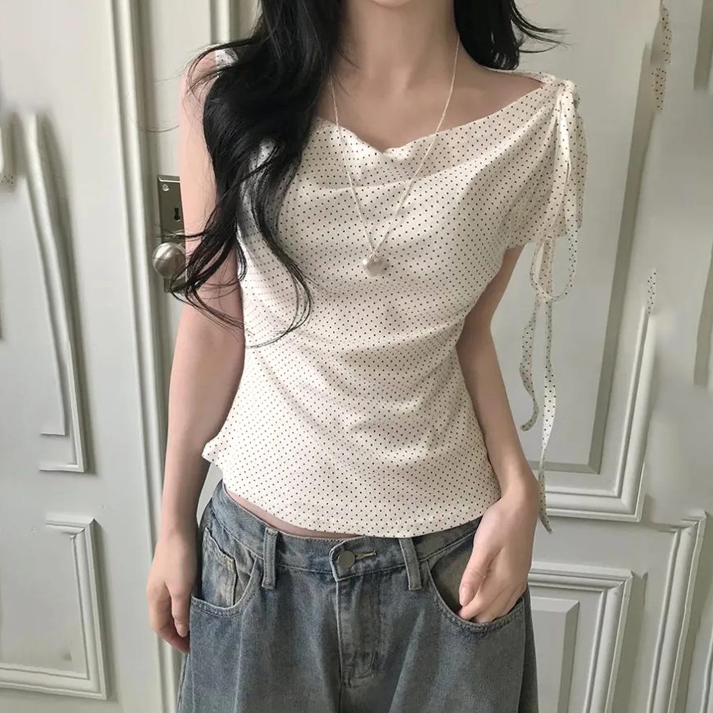 Damen Polka Dot Rückenfreies Neckholder-Top mit Knoten, Eng Anliegend, Kurzarm, Lässige Streetwear, Sexy Modisches T-Shirt-Oberteil – Detail 6