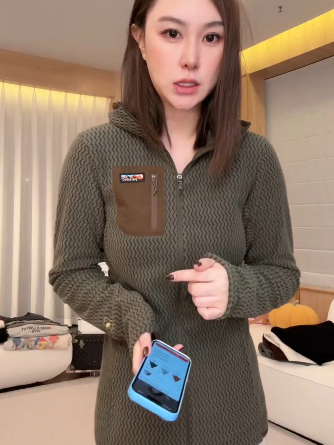 

Slim Fit Color Blo ket Jaet Women's ort Outerwear Polyester Fiber Long Sve Zipper Closure Hooded Coat by PURISTEC