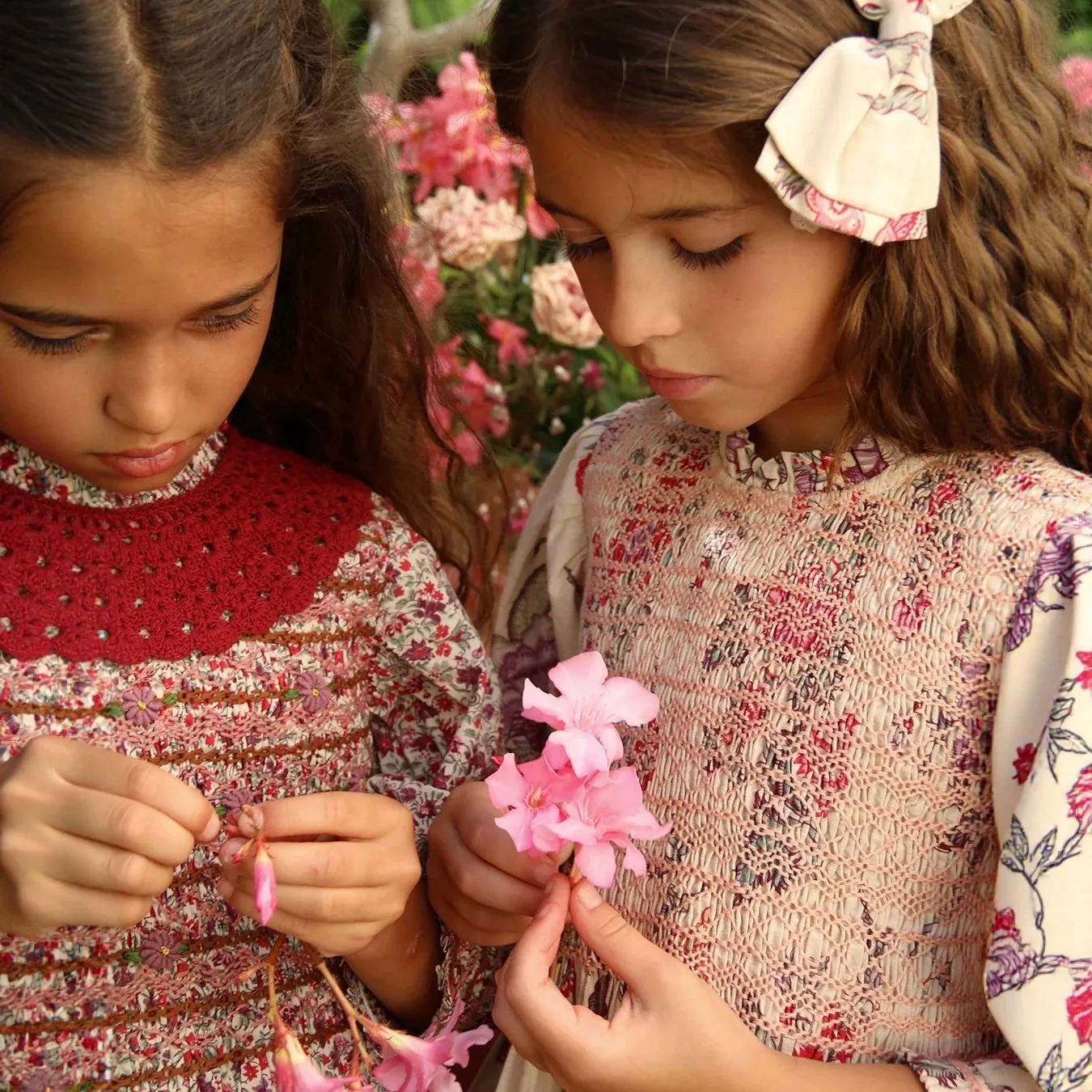Girls' Dress 2026 Autumn New Print Embroidered Long Sleeved Children's Dress Pure Cotton Red Floral Doll Collar Princess Dress