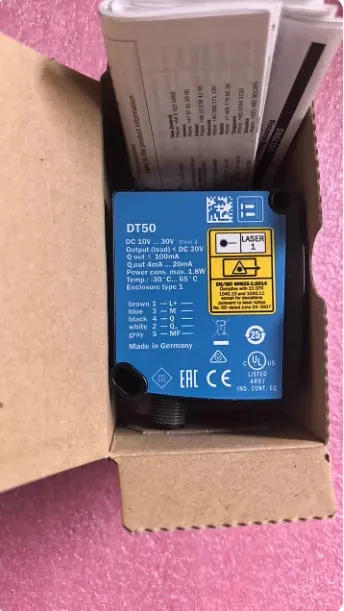 100% New and Original DT50-P1123 medium-range sensor FedEx /UPS fast delivery Warranty One-year