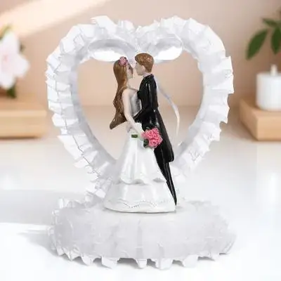 

Wedding Cake Decoration Bride Groom with 3D Heart Gauze Romantic Atmosphere for Dessert Table Cupcake Ornaments Cake Supplies