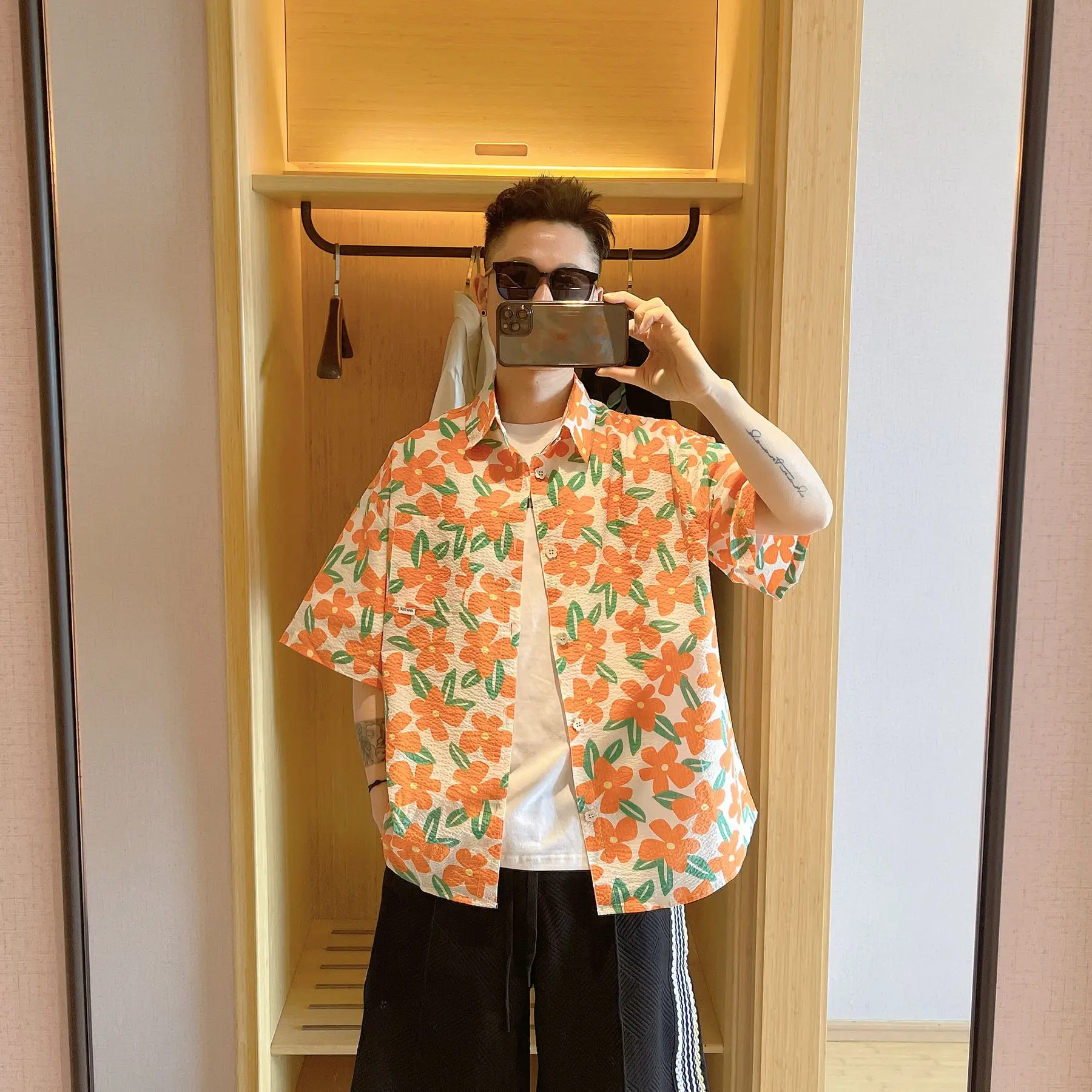 

2023 Summer New Affordable Luxury Fashion Short-sleeved Flower Shirt Men's Thin Top Loose Boutique Clothing Simple Style