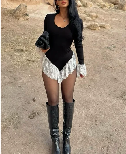 Jumpsuit Women 2026 Spring Summer New Solid Color Lace Patchwork Round Neck Long Sleeved Slim Fit Daily Casual Jumpsuit
