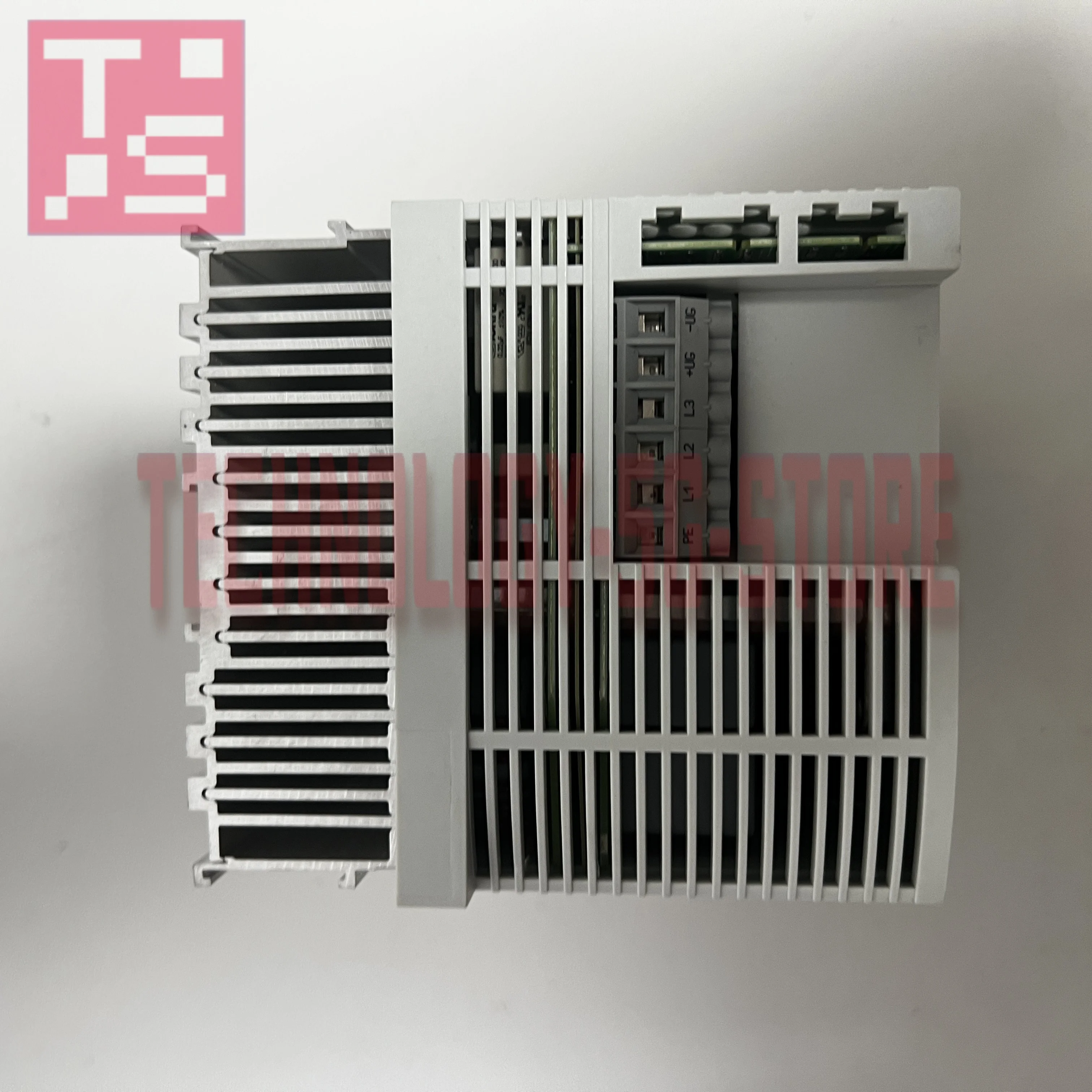 E82EV752K4C 周波数コンバータ新品