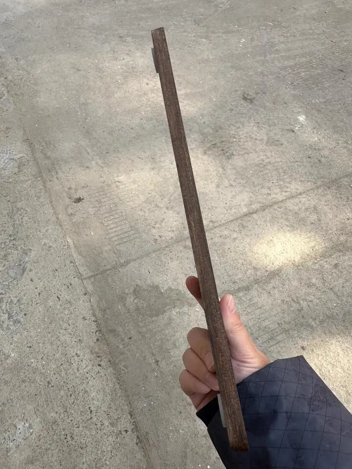 لوحة ماوس خشبية من خشب الجوز، مسند معصم للكمبيوتر المحمول رفيع للغاية، حصيرة مكتبية للوحة المفاتيح المكتبية، وسادات ماوس مكتبية لملحقات الألعاب هدية