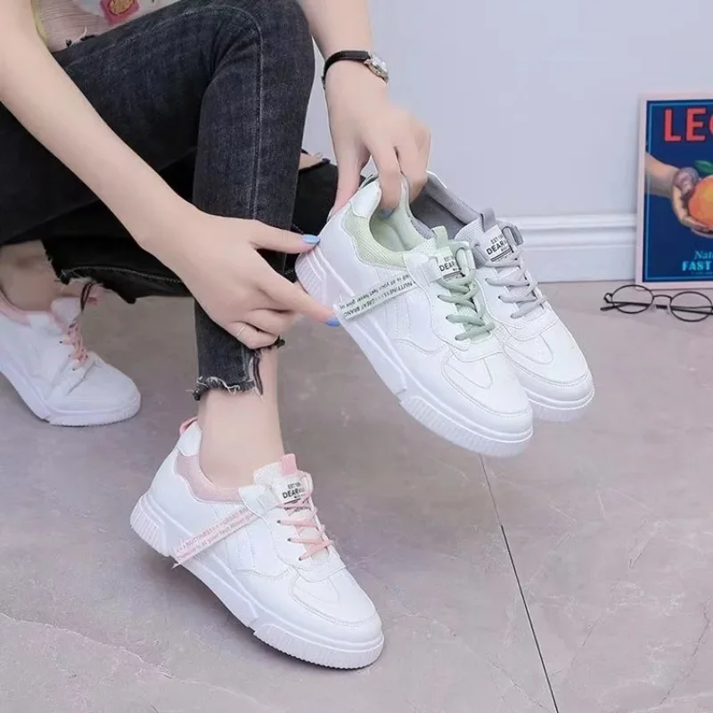 Large size small white shoes for women's 2024 spring, summer, and autumn new versatile casual sports flat bottomed shoes