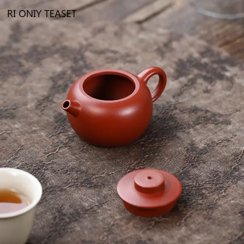 Imagem -03 - Chinês Yixing Bules de Argila Roxa de Pequena Capacidade Artistas Famosos Handmade Tea Pot Raw Minério Chaleira Zisha Tea Grupo 90ml