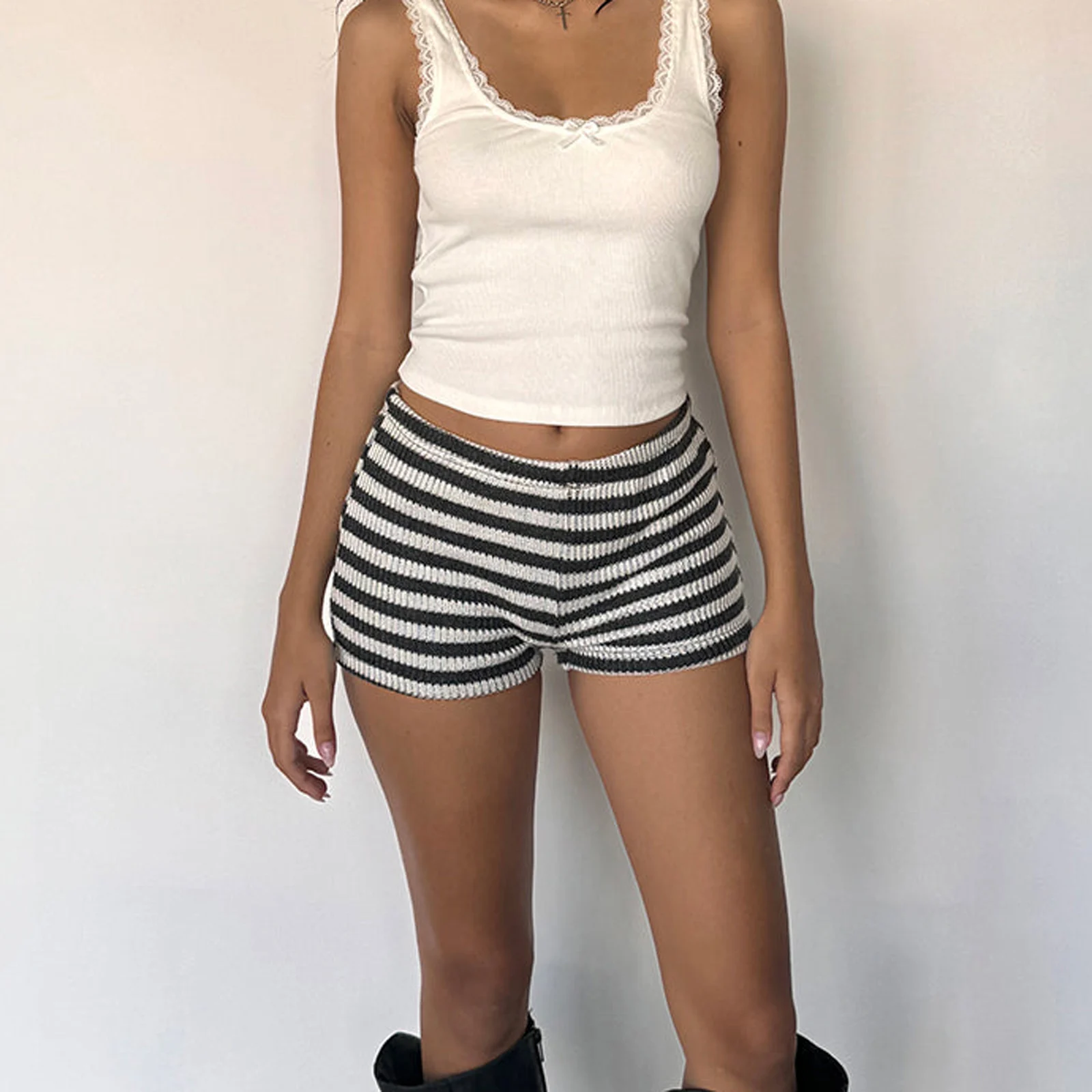 Gaono Women Y2K Aesthetic Crochet Knit Shorts Vintage Striped Low Waisted Boxer Shorts Summer Cute Mini Shorts Knitwear