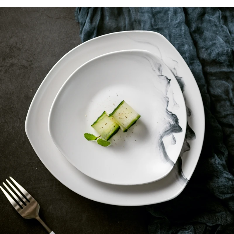 

Керамический ужин в японском стиле, бытовой мелкий ресторан, индивидуальное десертное искусство невой формы