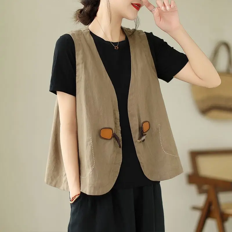 2024 New Spring and Autumn Retro Minimalist Commuting and Leisure Jackets Sleeveless Solid Color Cardigan Women\'s Vest Coats Top