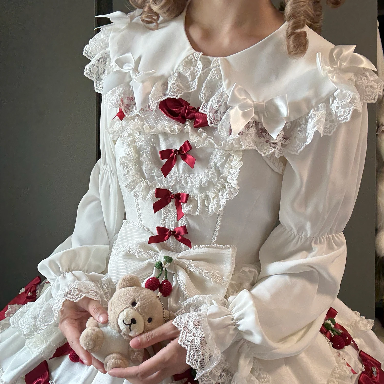 

Лолита, кружевная шифоновая рубашка с длинными рукавами и внутренним бантом, женская белая шифоновая рубашка, милая японская шифоновая рубашка принцессы с роговым рукавом