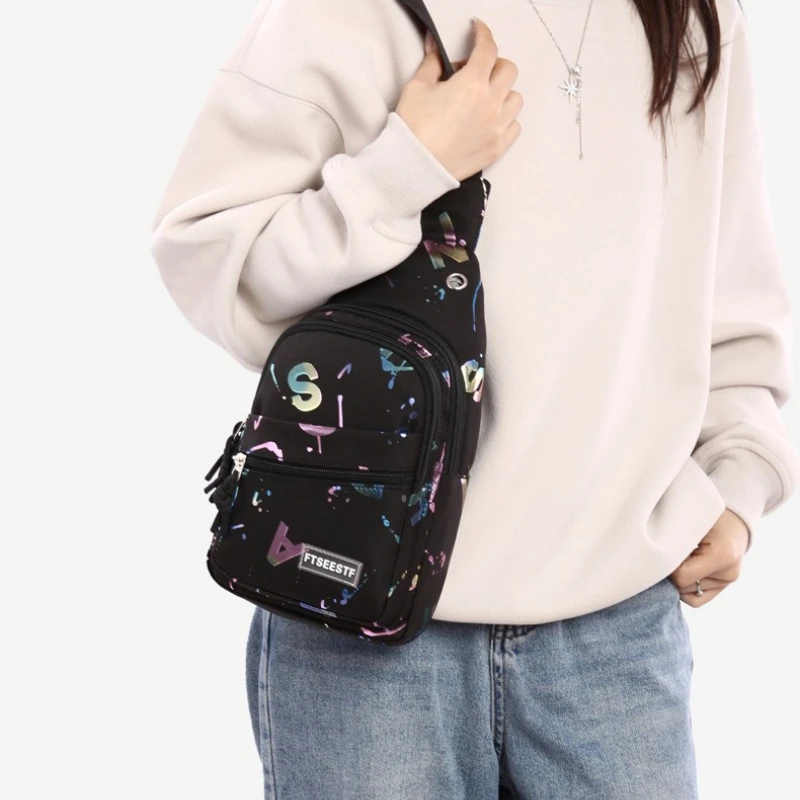 New Women's Chest Bag, Simple and Lightweight Mobile Phone Bag, Multi-layer Shoulder Bag, Portable and Practical Crossbody Bag - view 6