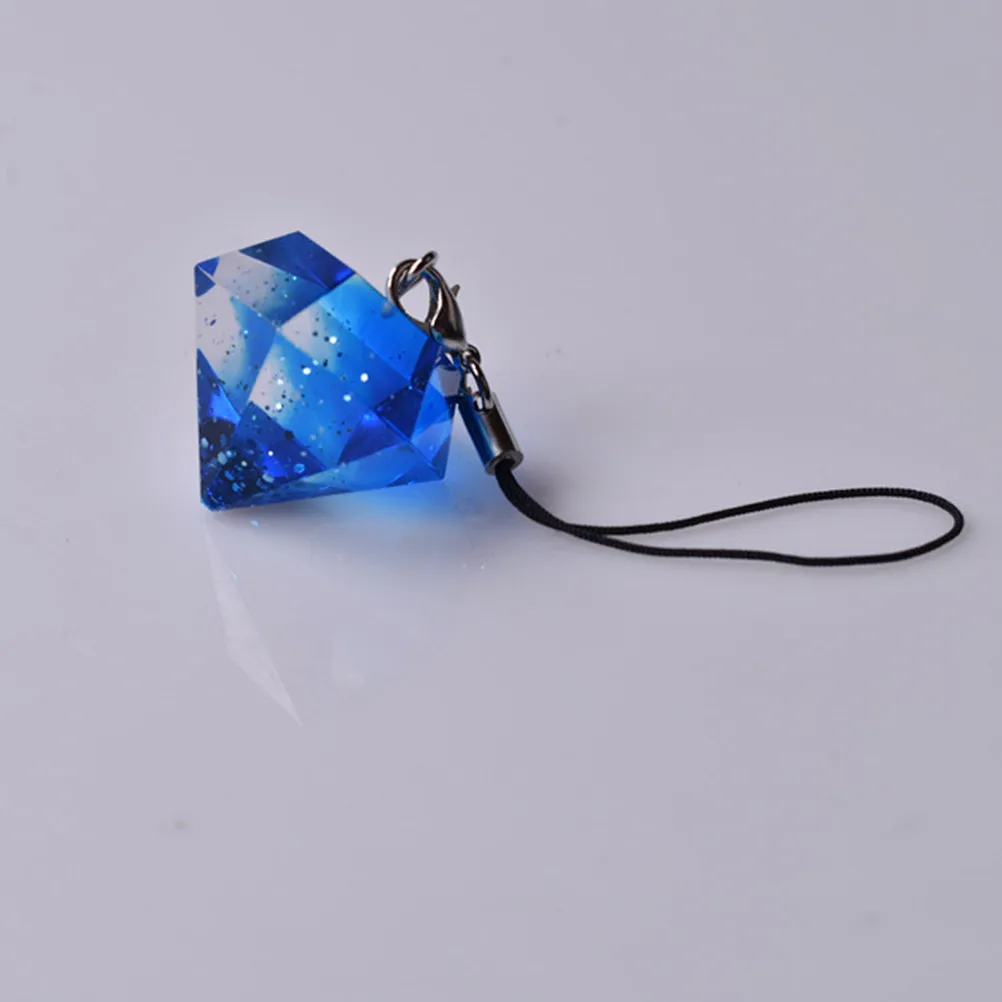 

2Pcs Diamond Three Pyramid Silicone Resin Mold Flexible Food Grade Easy Clean Jewelry Making Mold for Earring Necklace Bracelet