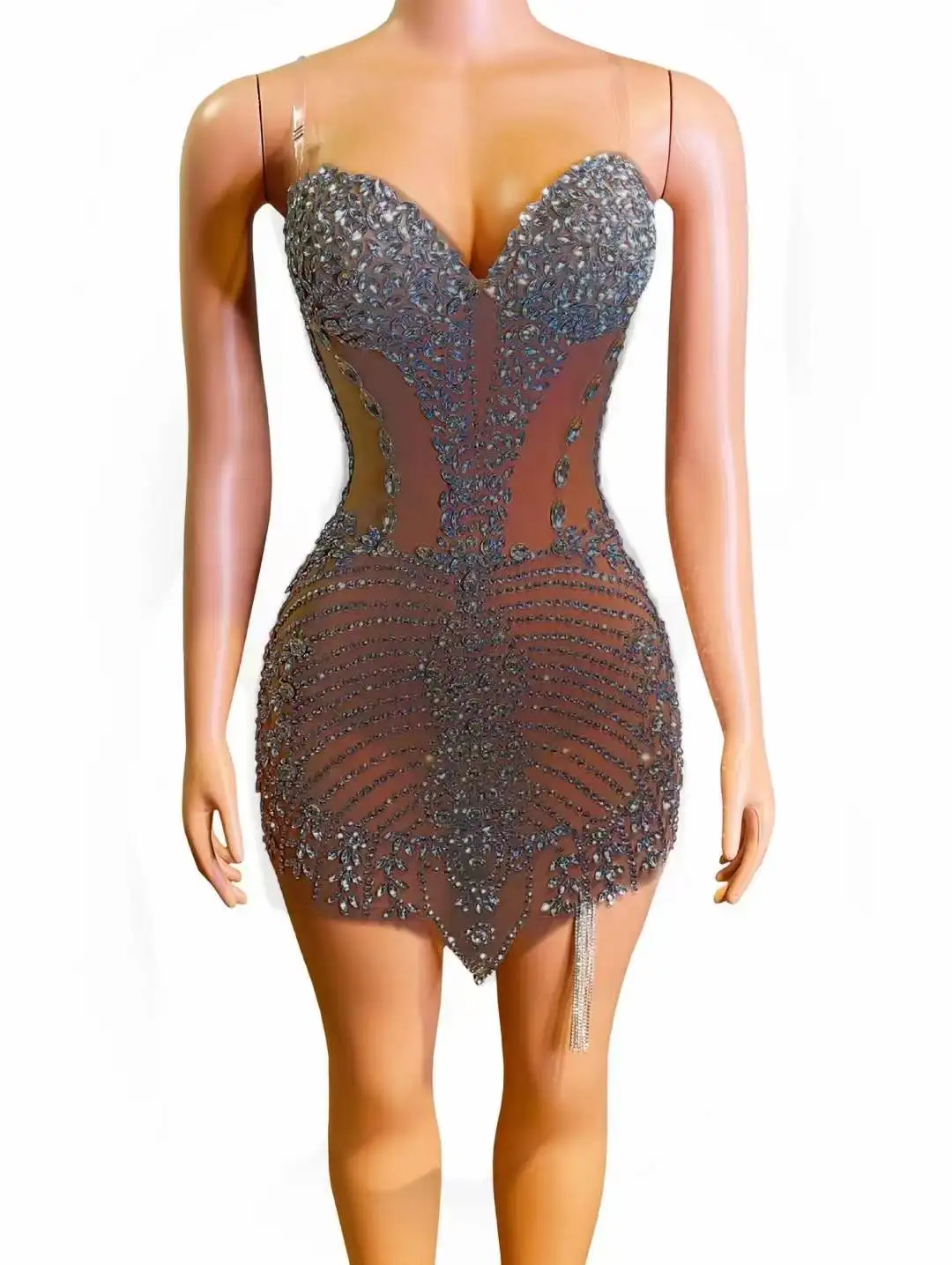 

Women Backless Sleeveless Sexy Stunning Rhinestone Drill Chain Short Dress For Birthday Party Singer Performance Queen Dressy