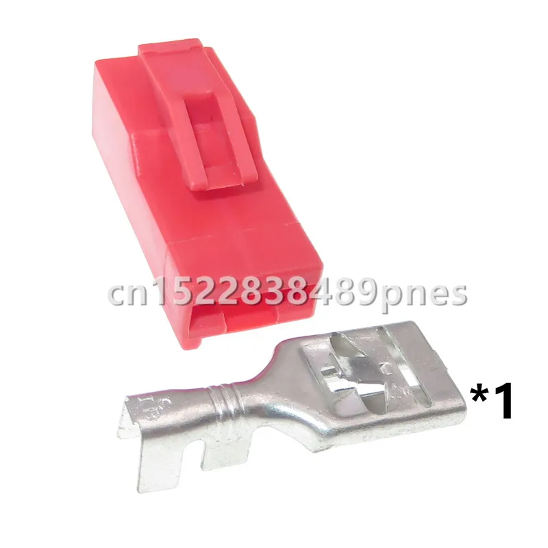 

1 Pole 9.5 Series Car Connector with Terminal Auto Unsealed Large Current Socket 927415-4 357915971B