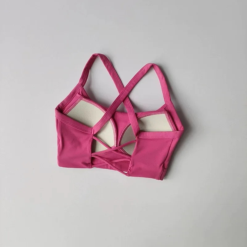 Stoßfester, hochintensiver Fitness-BH mit integrierten Cups, geeignet für Laufen, Yoga, mit atmungsaktivem Rückendesign für Damen. – Detail 15