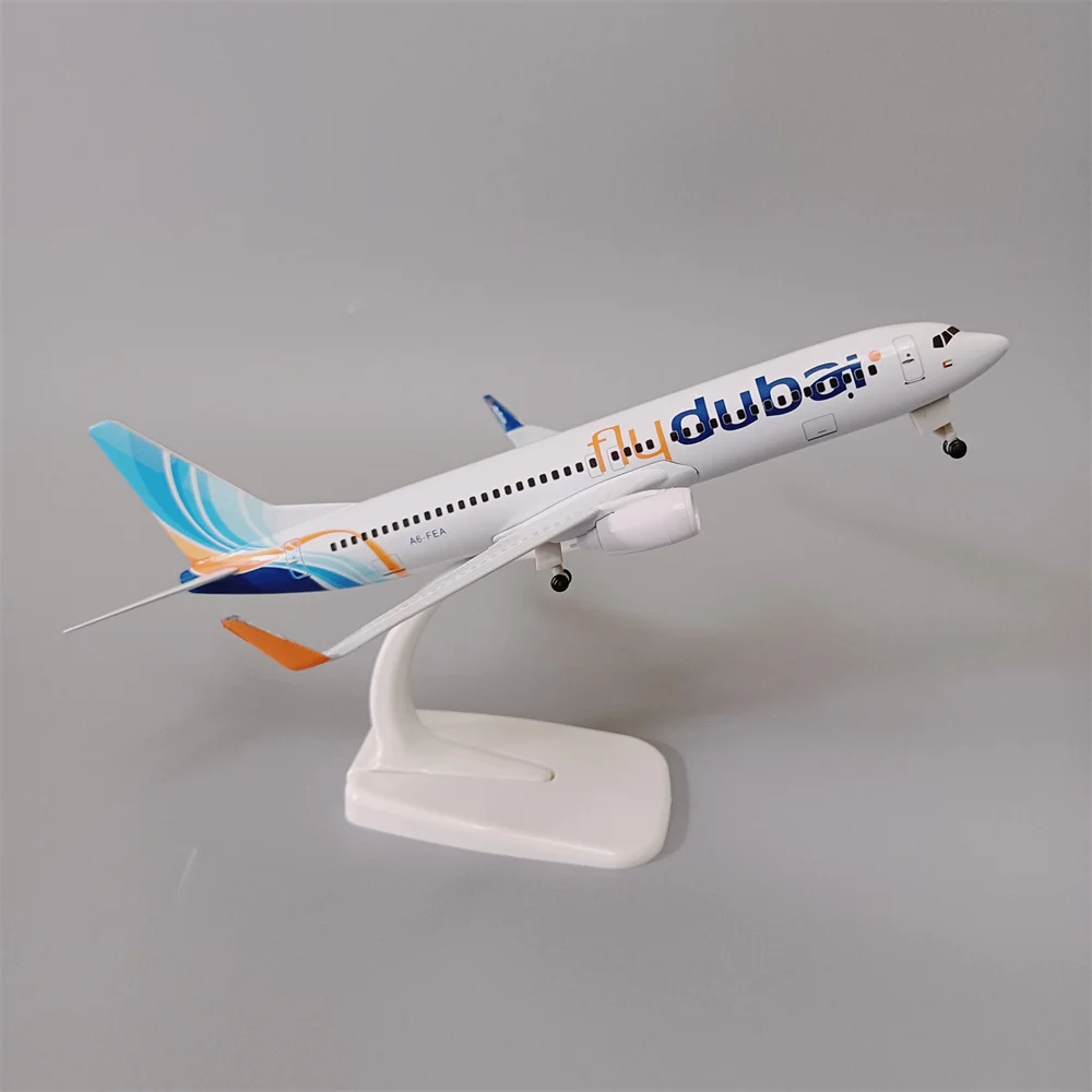 20cm Alloy Metal Air Fly Dubai Airlines B737 Diecast Airplane Model Dubai Boeing 737-800 Airways Plane Model Aircraft w Wheels