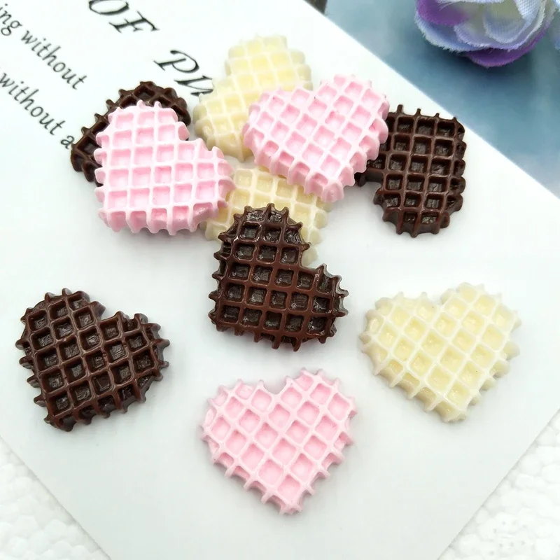Parte posterior plana para manualidades de álbum de recortes, adornos para decoración móvil, galleta en forma de corazón de resina linda, comida, chocolate, 20 piezas por lote