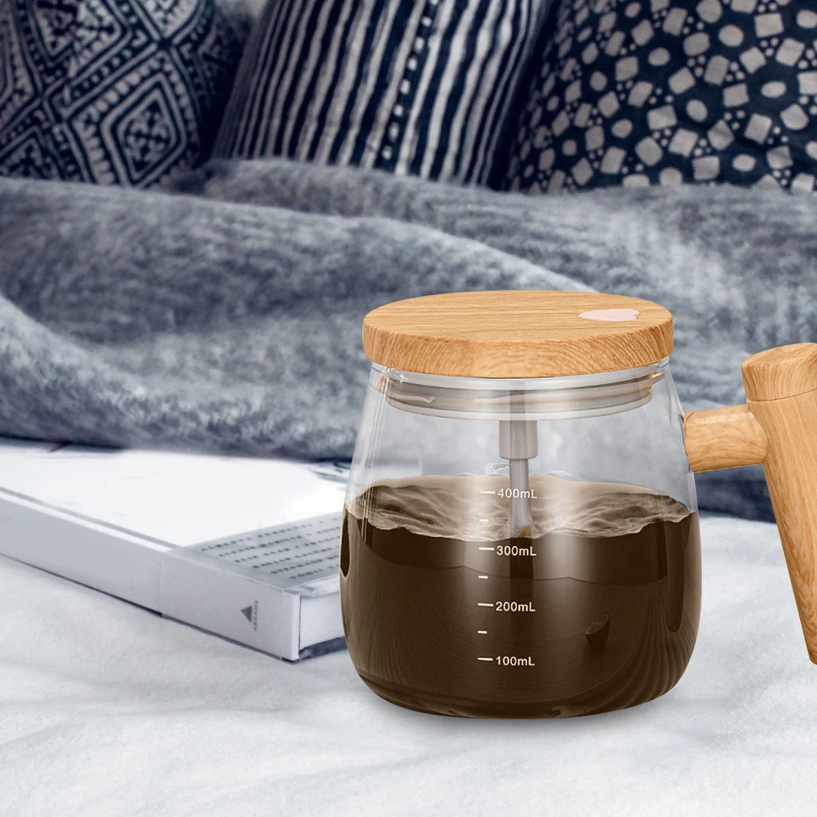 

Self Stirring Glass Coffee Mug Automatic Mixing Cup Suitable for Milk Powder Tea Hot Chocolate Protein Shakes Wood Handle