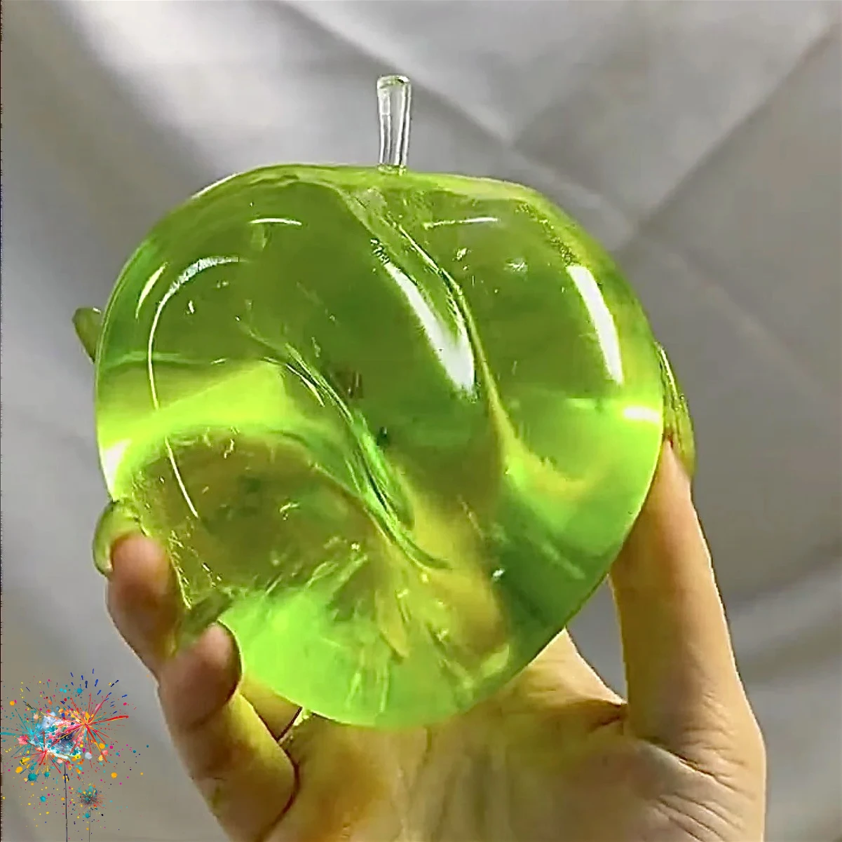 Simulated apple squishy Taba soft toy, safe and healthy, made of food-grade silicone, squishy toy, soft and soothing, slow toy