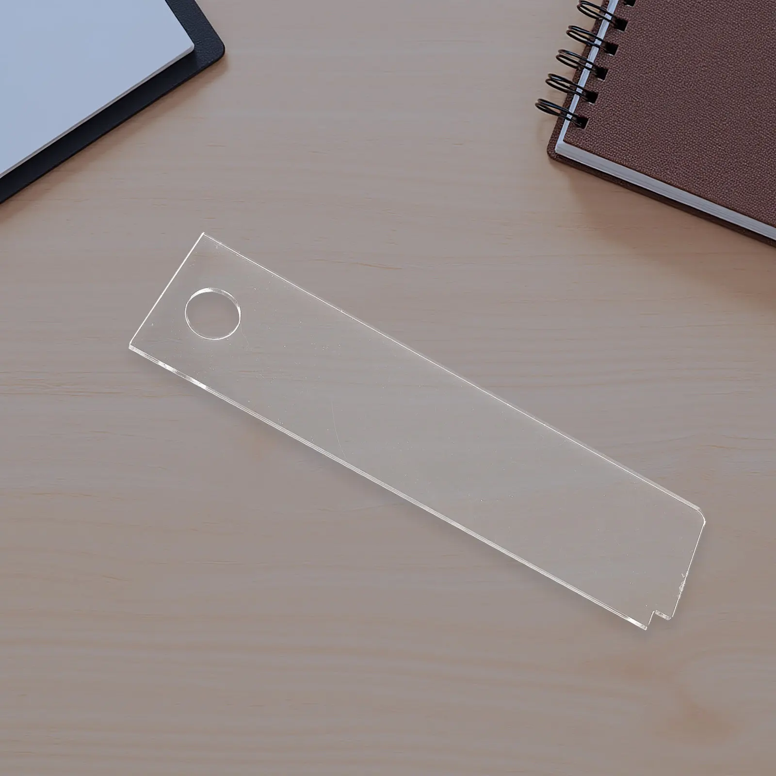 

Essential Ski Wax Scraper for All Snow Conditions Compact Design Ergonomic Handle Suitable for Beginners and Pros