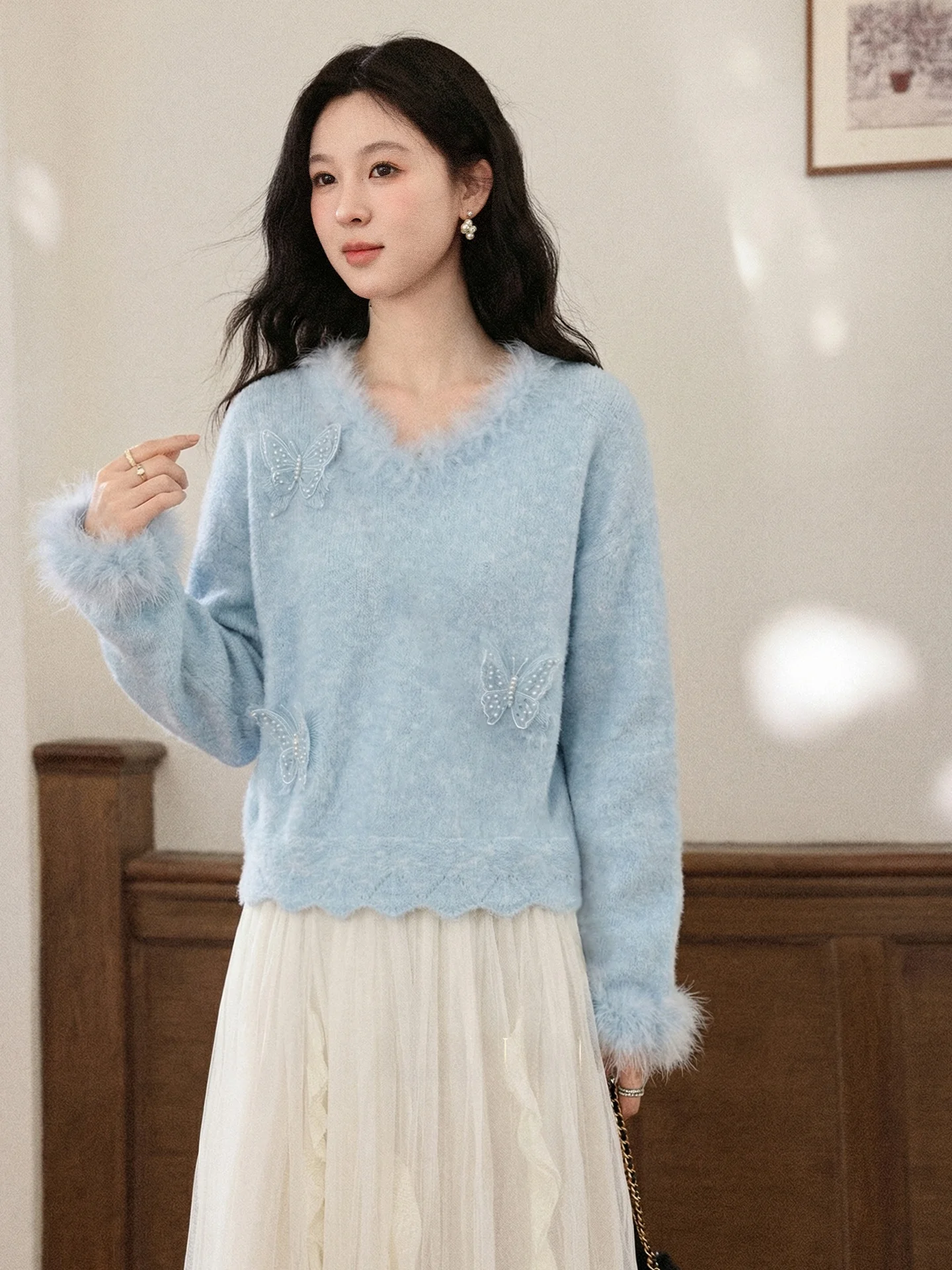 

Blue Knitted V-Ne Sweater Winter Loose Fit Long Sve Women's Knitwear Year-End Aosphere Feeling South Deer New Arrival