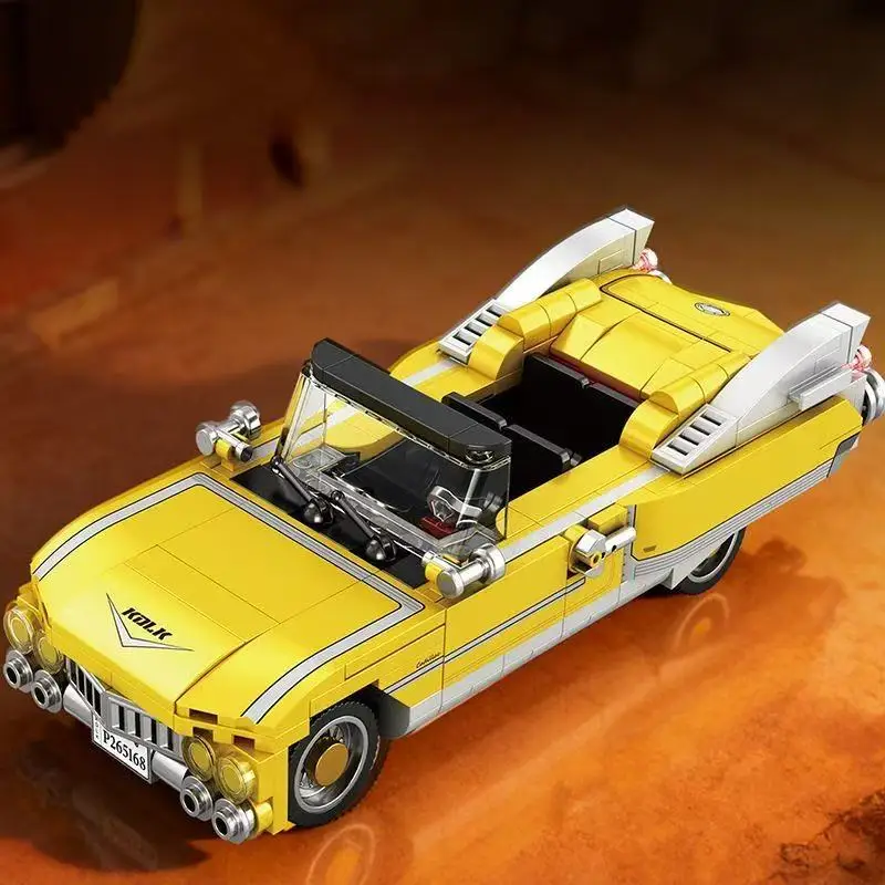 Gelbes Vintage-Cabrio-Bausatz mit Präsentationsständer, klassisches Retro-Fahrzeugmodell, sammelbare Desktop-Dekoration – Detail 3
