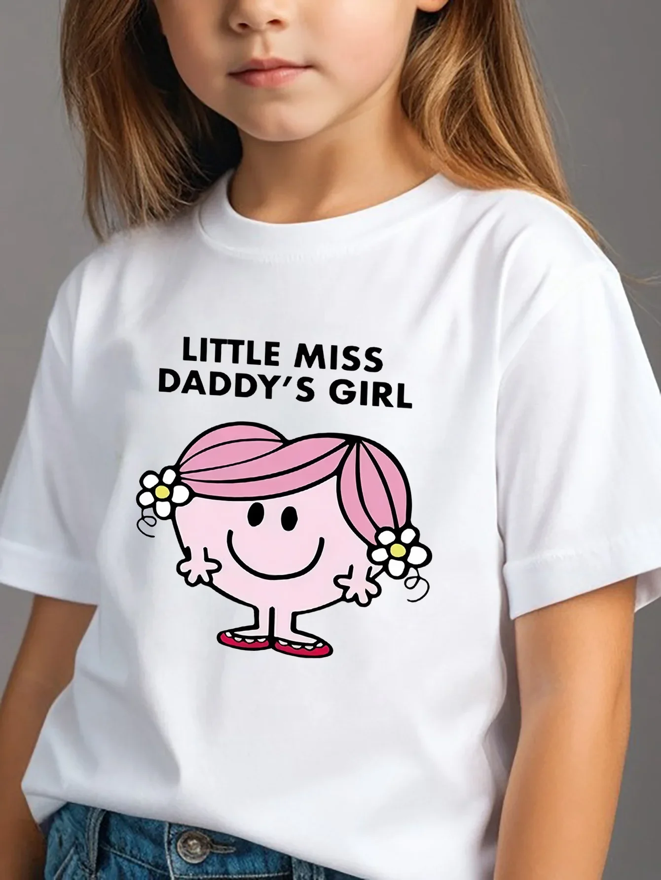 

Футболка для девочек с игривым летним топом с графическим принтом «Маленькая мисс папочка» и круглым вырезом для повседневной одежды для девочек