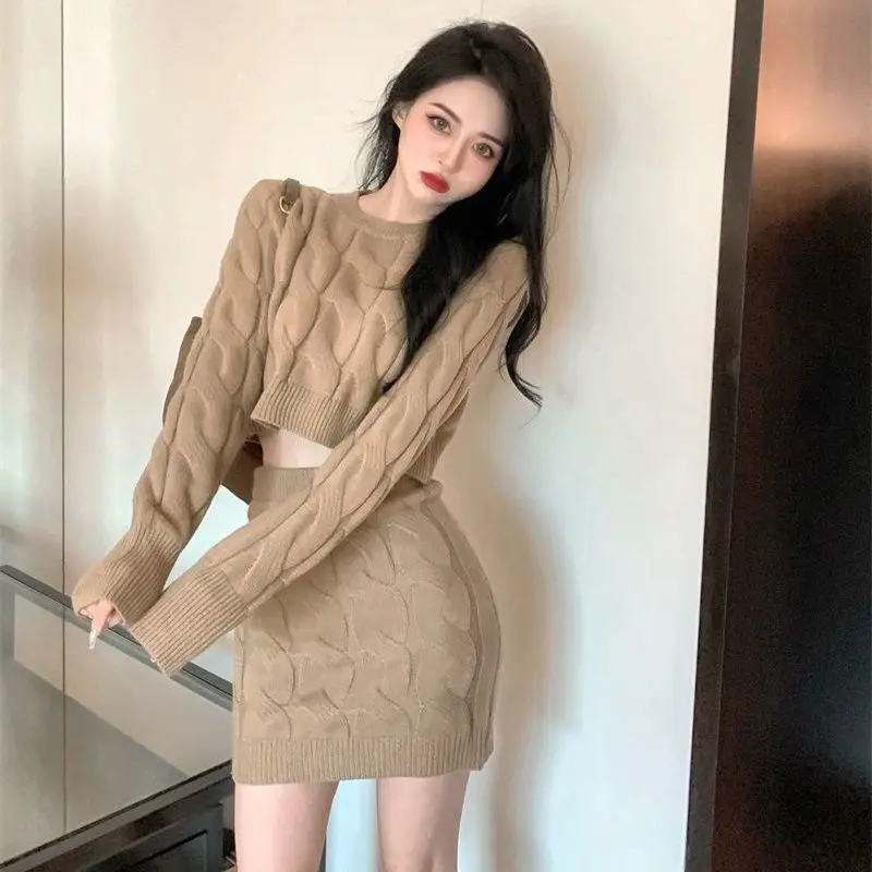 Sexy Sweater Outfits Women's Spring Autumn New Loose Lazy Style Knitted Slim Fit Top High Waist Half Skirt Two Piece Set