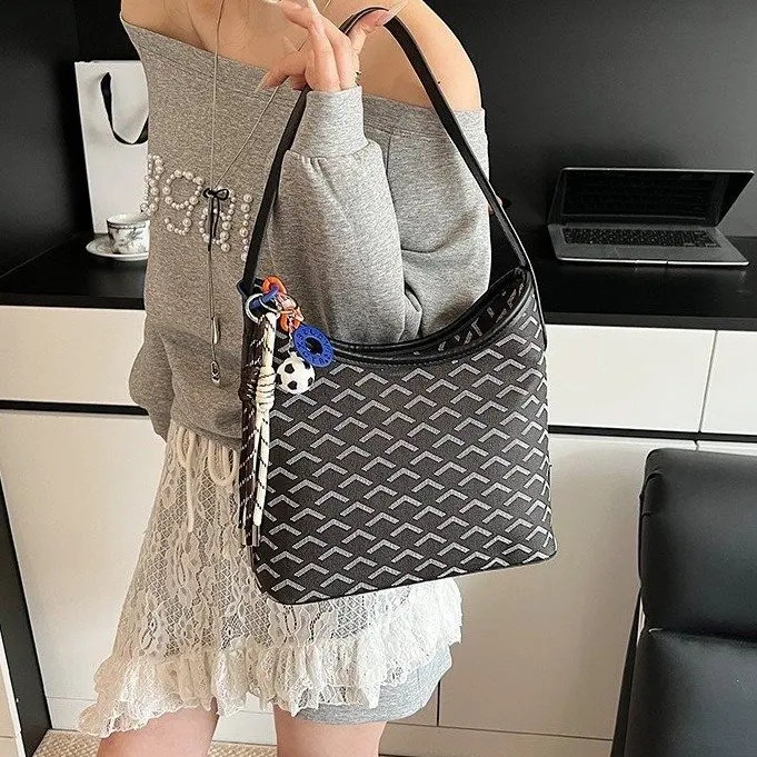 

Trendy Crossbody Purse, Underarm Style with Detachable Strap, Smooth Finish, Gold-Tone Accents, Everyday Chic, New 2026