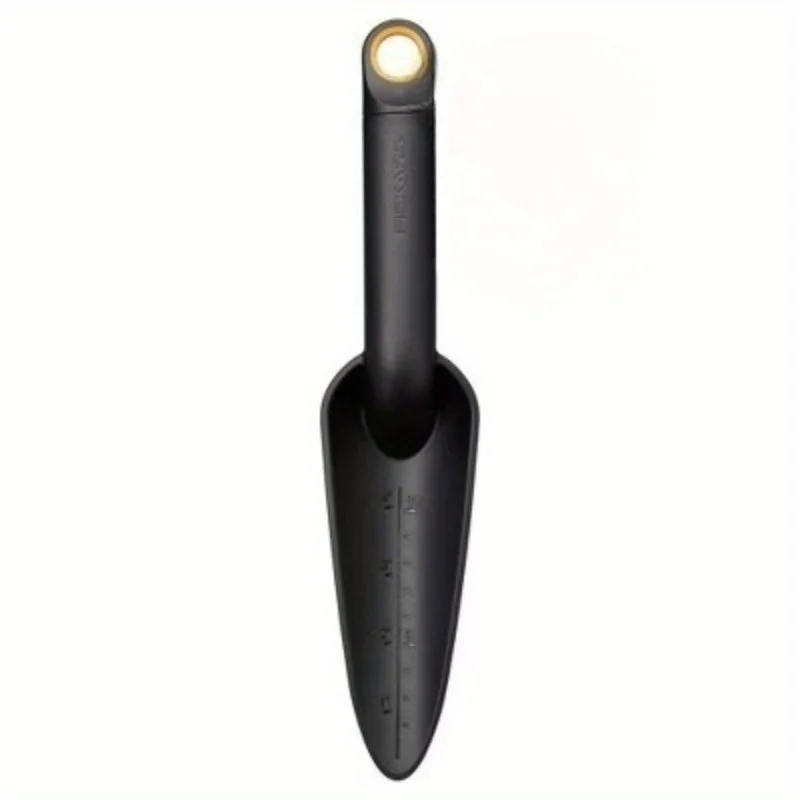 

Regenerative Transplanter - Comfortable handle for a secure grip